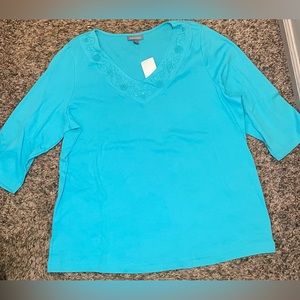 NWT Aqua Essential’s 3/4 Sleeve shirt